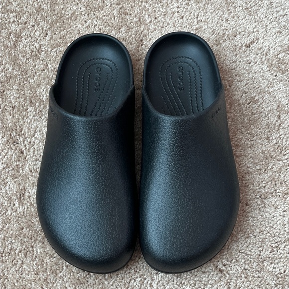 CROCS Shoes - NWOT Crocs Unisex Slides M10 W12